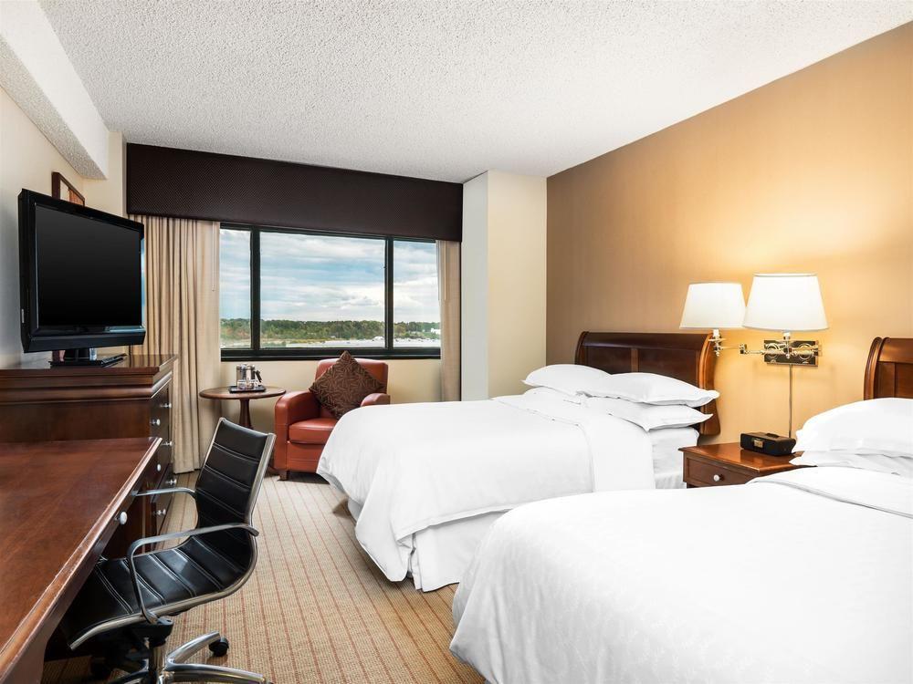 Sheraton Едисън Екстериор снимка