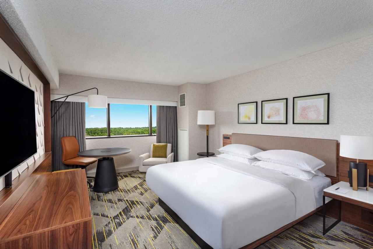 Sheraton Едисън Екстериор снимка